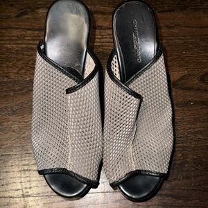 Size 8 Charles David Heels